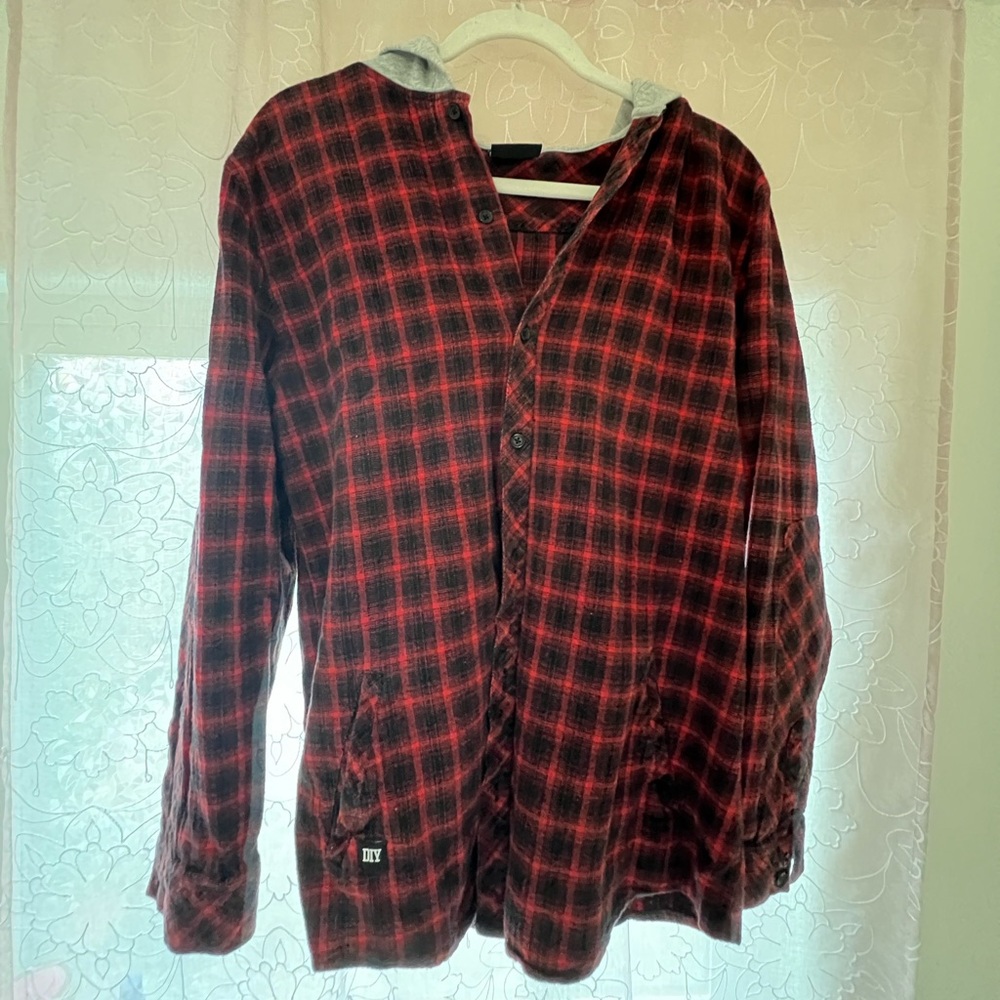 LaurDIY Holiday Flannel with Hood